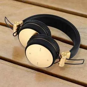 Headset Sports Folding Card - Image 2